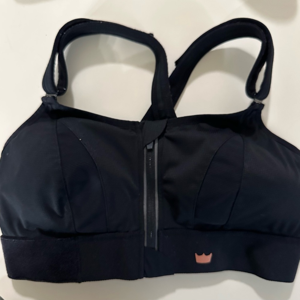 ULTIMATE SPORTS BRA®
High Impact LUXE